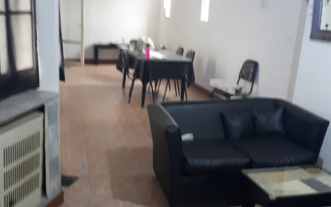VENDO CASA EN PLANTA ALTA + LOCAL COMERCIAL – VENDIDO