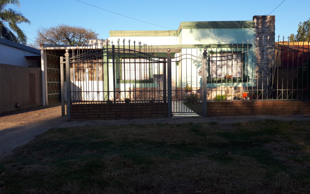 #VENDO CASA CON GRAN TERRENO – VENDIDA