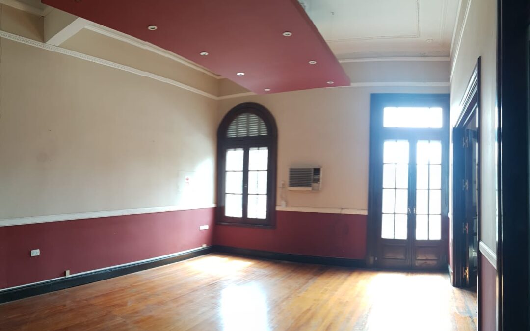 #ALQUILER CASA EN PLANTA ALTA IDEAL OFICINAS – NO DISPONIBLE