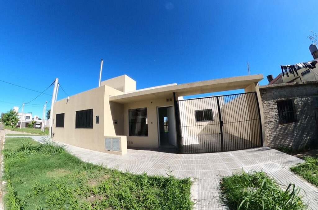 #VENTA CASA A ESTRENAR DE DOS DORMITORIOS